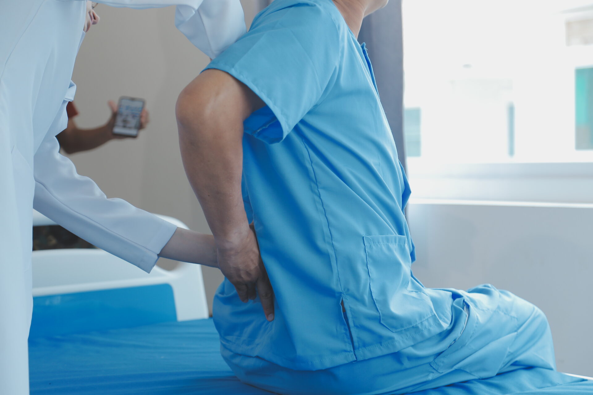 can chronic back pain be treated without surgery