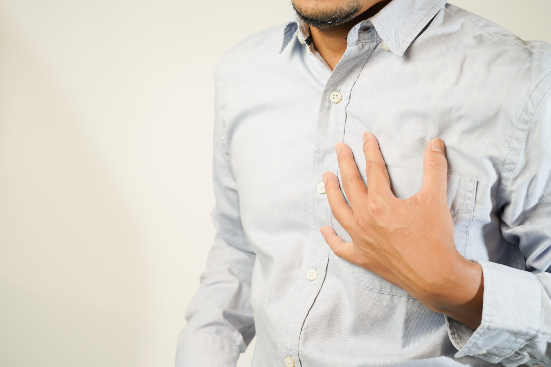 can chest wall pain be treated without surgery